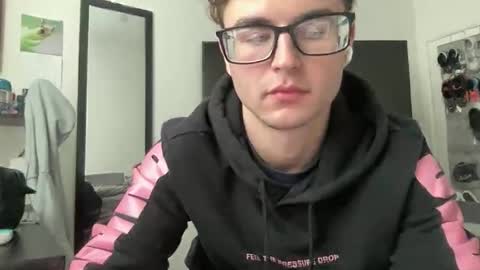 ryan online show from November 2025 07:12:01 PM