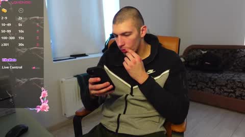 Snapshot of ryan_dozer chatting on February 2026 07:05:01 AM RYAN DOZER online show from February 2026 07:05:01 AM