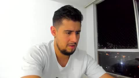 R Y A N online show from January 2026 01:41:02 AM