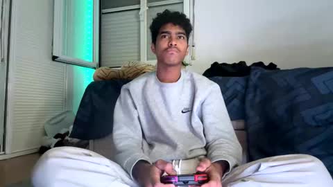 ryan_hil online show from October 2025 04:24:02 PM