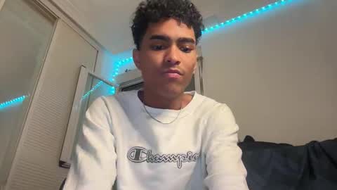 ryan_hil online show from November 2025 09:57:01 PM