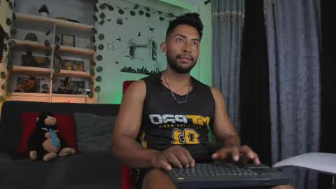 Snapshot of ryanboy30 chatting on November 2025 09:02:01 PM ryanboy30 online show from November 2025 09:02:01 PM