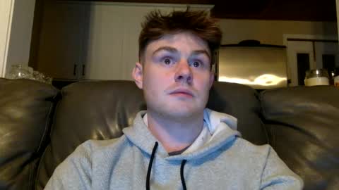 ryanhung_57 online show from February 2025 04:29:01 AM