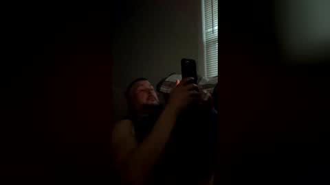 ryanmhoyt88 online show from April 2026 12:24:01 AM