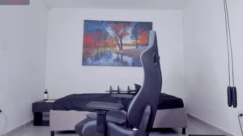 ryanwhite3 online show from April 2026 11:42:01 PM