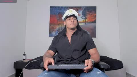 ryanwhite3 online show from April 2026 09:31:01 PM