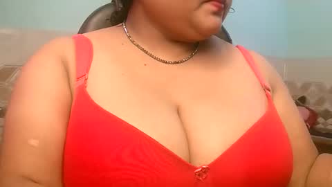 HotLovers online show from October 2025 05:59:01 AM