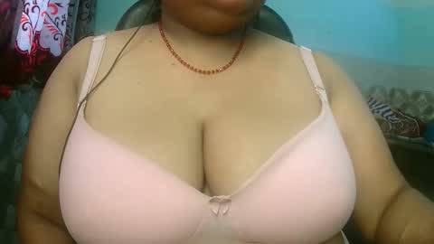 HotLovers online show from November 2025 06:02:02 AM