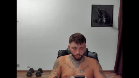 Snapshot of s1nmaster chatting on September 2025 06:42:01 PM s1nmaster online show from September 2025 06:42:01 PM