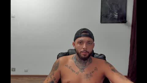 Snapshot of s1nmaster chatting on September 2025 06:09:02 PM s1nmaster online show from September 2025 06:09:02 PM