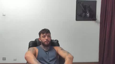 Snapshot of s1nmaster chatting on October 2025 06:59:01 PM s1nmaster online show from October 2025 06:59:01 PM