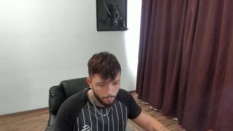 Snapshot of s1nmaster chatting on October 2025 08:36:02 AM s1nmaster online show from October 2025 08:36:02 AM