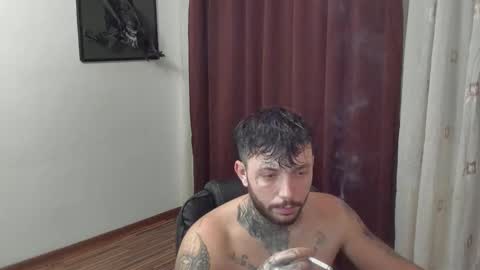 Snapshot of s1nmaster chatting on November 2025 02:10:01 AM s1nmaster online show from November 2025 02:10:01 AM