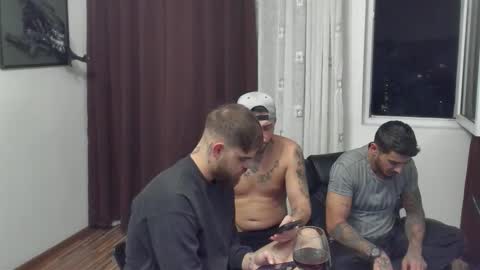 Snapshot of s1nmaster chatting on November 2025 07:38:01 PM s1nmaster online show from November 2025 07:38:01 PM