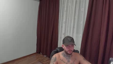 Snapshot of s1nmaster chatting on December 2025 01:57:02 AM s1nmaster online show from December 2025 01:57:02 AM