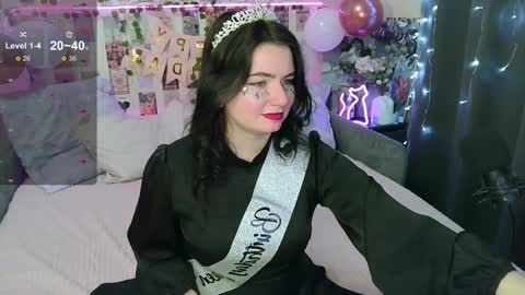 Snapshot of s_katekisa_ss chatting on December 2024 08:38:01 PM Kate online show from December 2024 08:38:01 PM