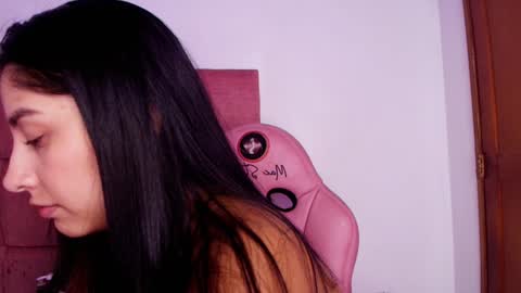 Snapshot of s_samanthax chatting on February 2025 09:21:02 AM Samantha online show from February 2025 09:21:02 AM