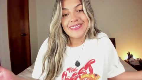 Leslie Beltrn online show from February 2026 04:10:02 AM