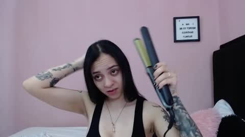 Snapshot of sabbrand_ chatting on September 2025 06:46:02 PM online show from September 2025 06:46:02 PM