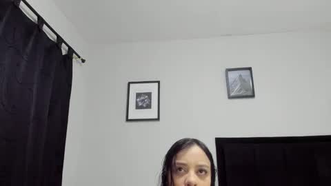 Snapshot of sabbrand_ chatting on November 2025 05:15:01 PM online show from November 2025 05:15:01 PM