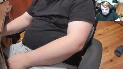 1141323  my Lord Mister Max   moms treasure online show from October 2025 02:36:01 PM