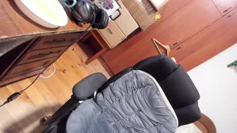 1141323  my Lord Mister Max   moms treasure online show from March 2026 05:30:01 PM