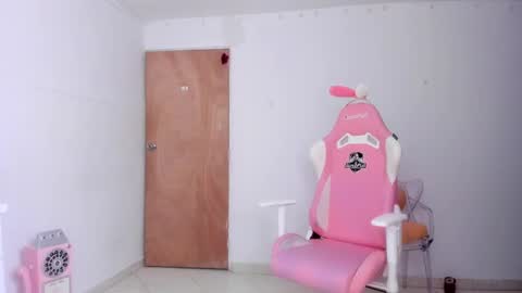 sabrina_geek online show from February 2025 11:48:01 PM