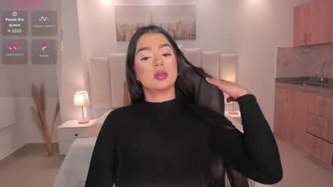 Snapshot of sabrina_nova chatting on June 2026 03:41:02 AM Sabrina online show from June 2026 03:41:02 AM