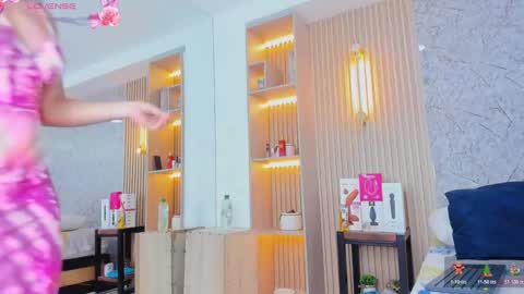 Sabrina Shark online show from November 2025 03:37:02 AM