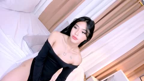 urHOT SABBY online show from February 2025 03:45:02 AM