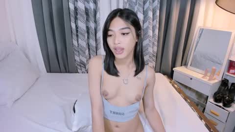 urHOT SABBY online show from February 2025 05:26:02 PM