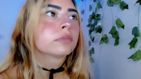 Snapshot of sabrinaexpositoxx chatting on July 2026 03:51:02 PM SABRI online show from July 2026 03:51:02 PM