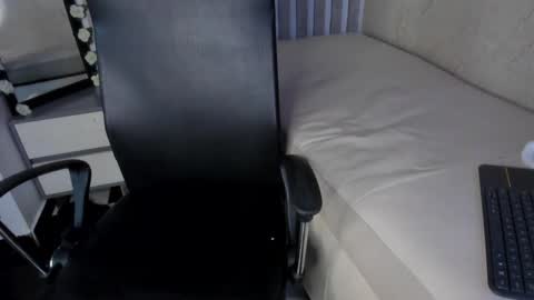 mariana  online show from February 2025 01:47:02 AM