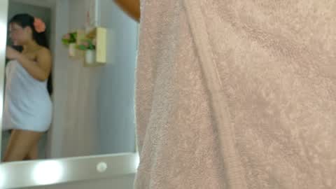 mariana  online show from September 2025 11:29:02 PM