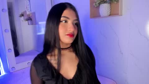 mariana  online show from November 2025 02:20:01 AM