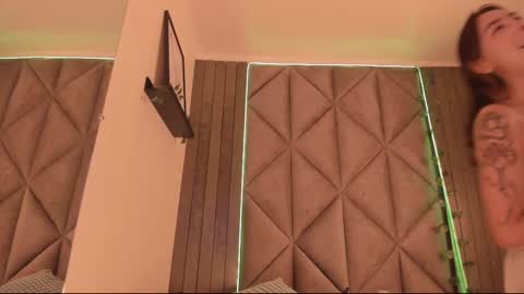 S A B R I N A  online show from November 2025 11:45:01 AM