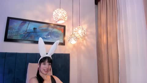 Sabrina Warren online show from October 2025 01:50:01 AM