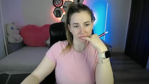 Sabrina Violet online show from June 2026 08:06:02 AM