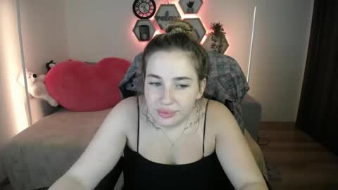 Sabrina Violet online show from July 2026 08:05:01 AM