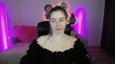 Sabrina Violet online show from July 2026 08:01:02 AM