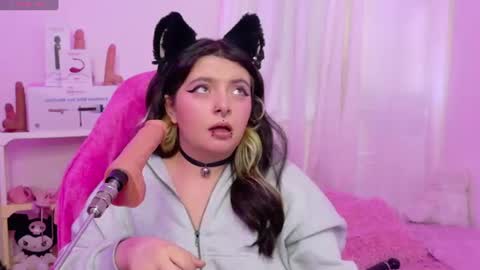 Snapshot of sachi_meow chatting on July 2026 06:58:01 PM Ig online show from July 2026 06:58:01 PM