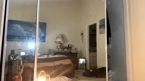 Snapshot of sackskincreamer chatting on November 2025 01:56:02 PM R online show from November 2025 01:56:02 PM