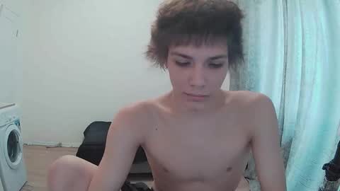 Snapshot of sadvetements chatting on March 2026 08:26:33 AM sadvetements online show from March 2026 08:26:33 AM