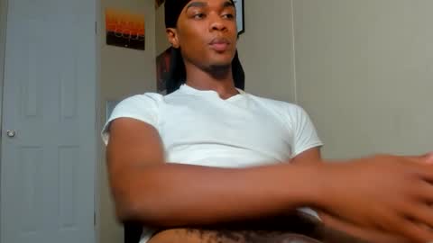 Snapshot of saeonyx chatting on May 2026 06:37:02 PM Saeonyx online show from May 2026 06:37:02 PM
