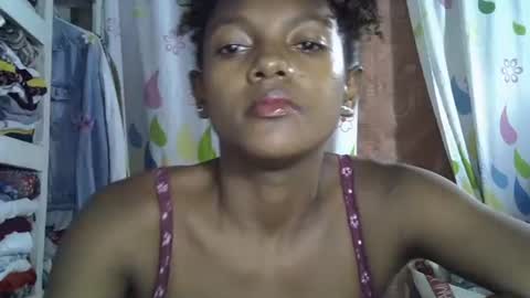 safira19 online show from October 2025 08:07:02 PM