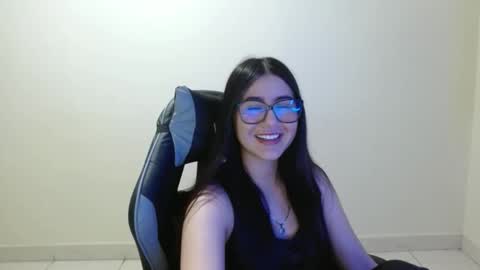 Sahaliefox  online show from January 2026 08:10:02 PM