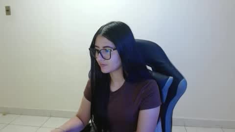 Sahaliefox  online show from March 2026 10:03:02 PM