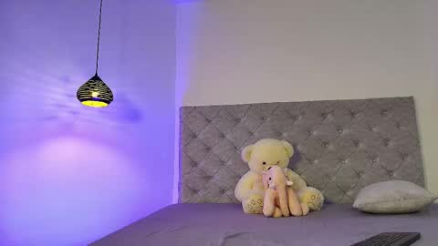 Snapshot of sahmanta_rose chatting on February 2026 04:23:02 AM S A H M A N T A R O S E online show from February 2026 04:23:02 AM