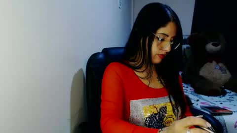 Karina online show from October 2025 02:10:01 AM