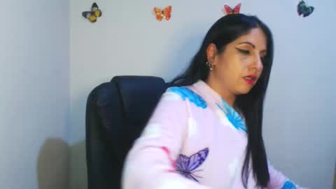 Karina online show from October 2025 01:50:02 AM